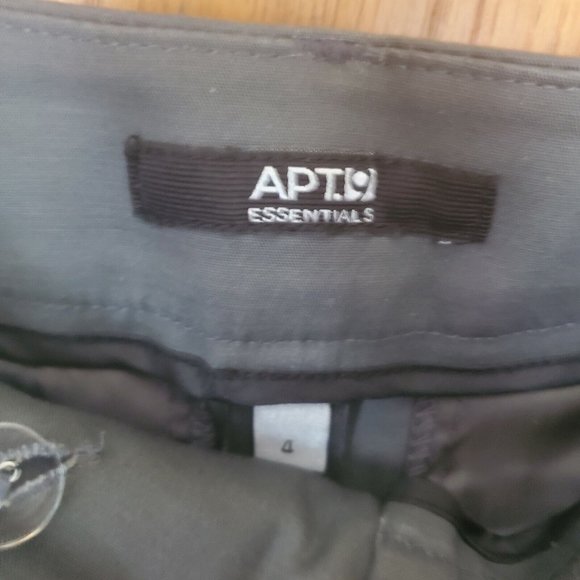 Women's APT.9 Essentials Dark Grey Shorts w/ Belt Size 4 Cotton/spandex - Picture 4 of 6